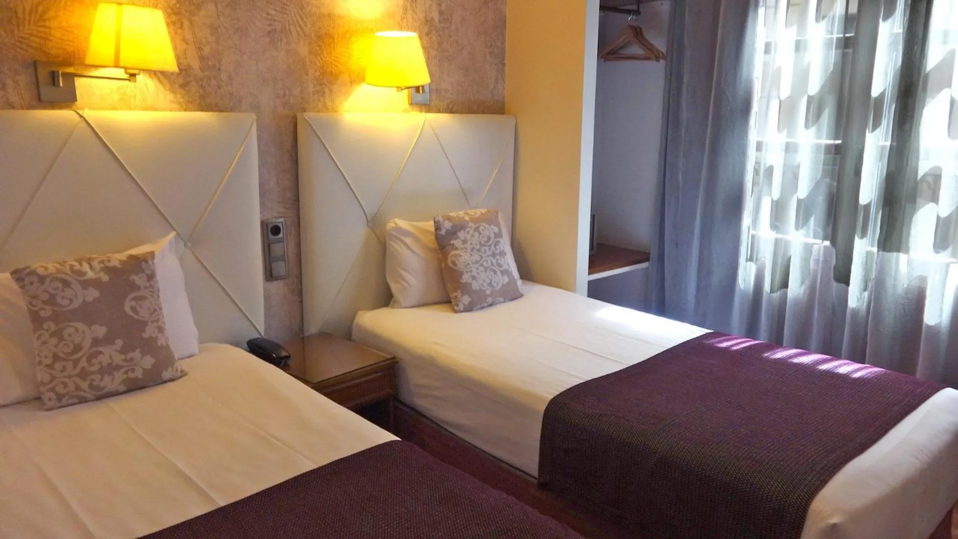 Hotel Lloret Ramblas Barcelona