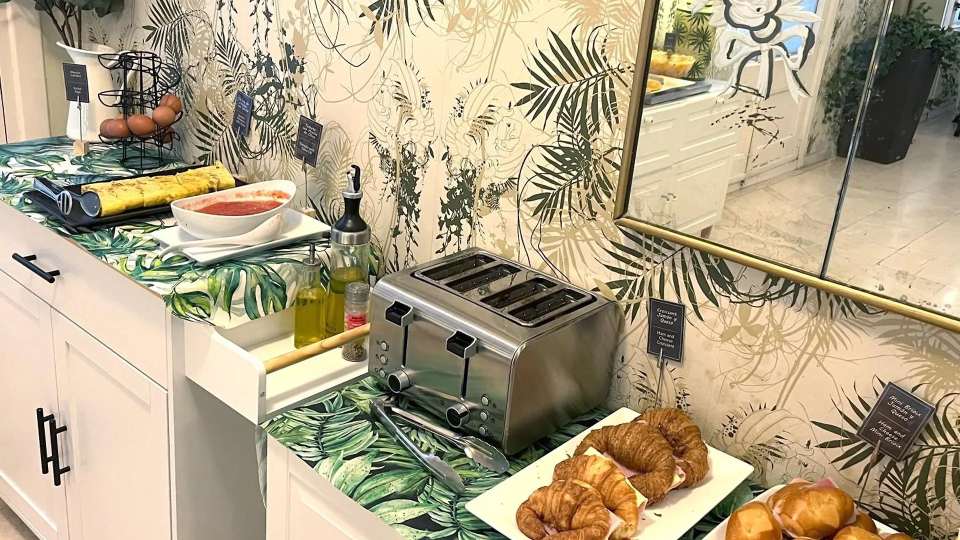 Hotel Lloret Ramblas Barcelona 0*,  Spain