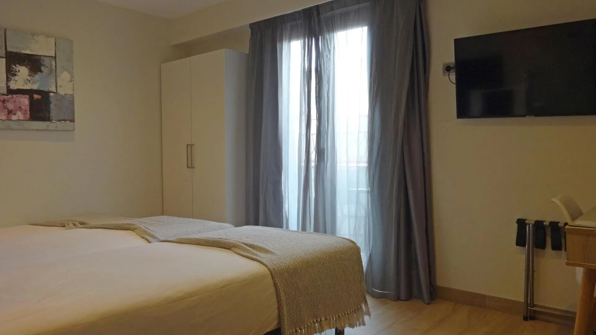 Hotel Lloret Ramblas Barcelona 0*,  Spain