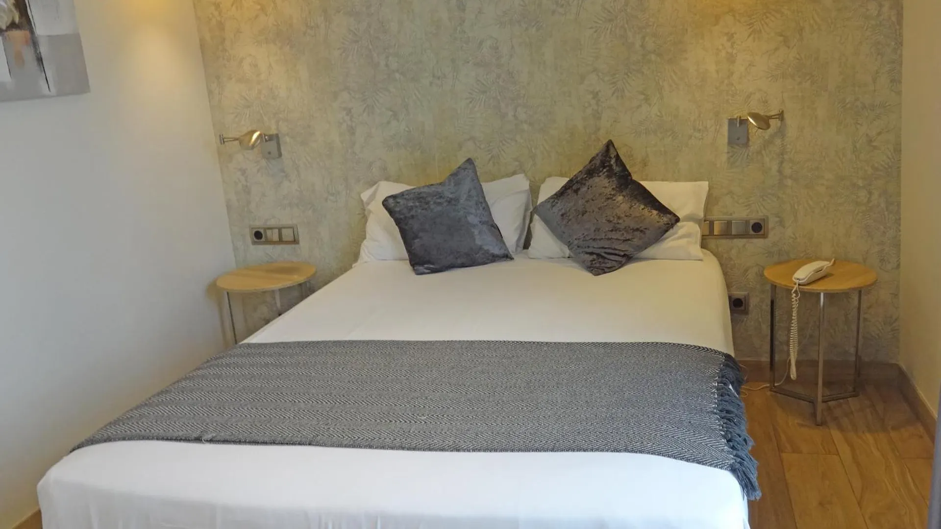 ברצלונה Hotel Lloret Ramblas