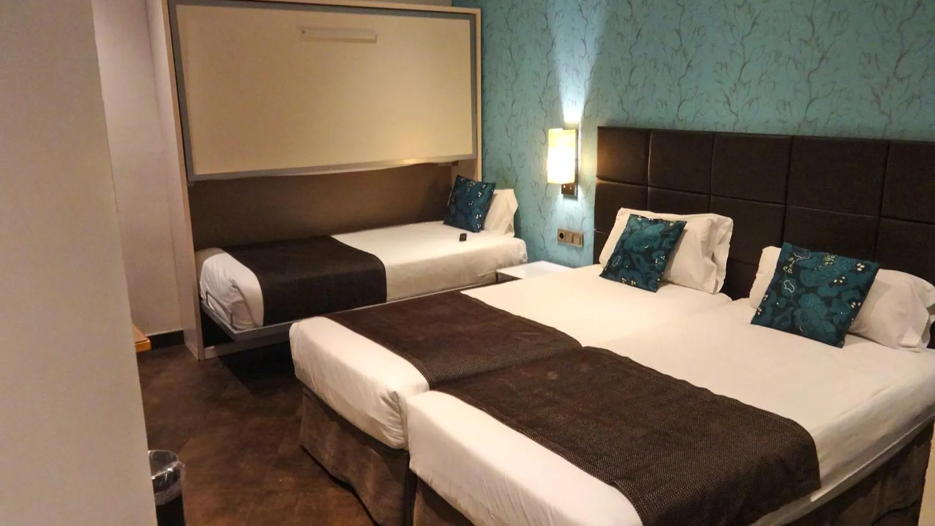 Hotel Lloret Ramblas Barcelona 0*,  Španělsko